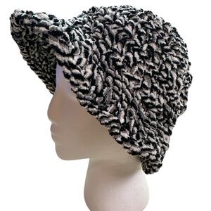 Black/White/Grey Chunky Crochet Knit Womens Bucket Hat